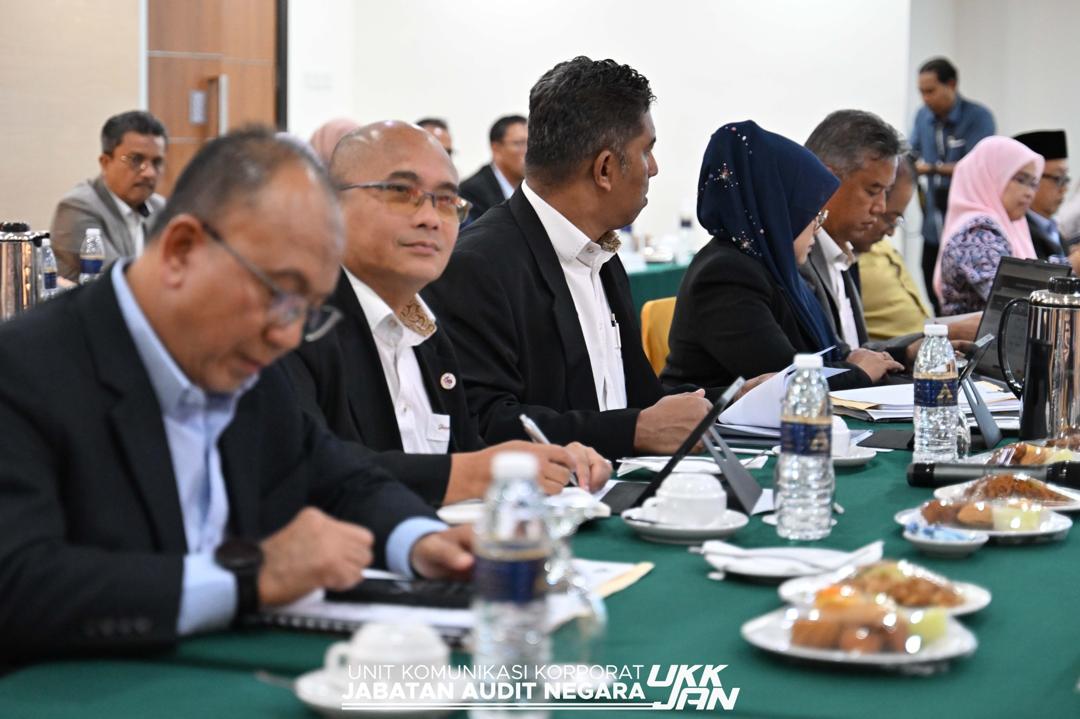 WhatsApp Image 2025 12 15 at 07.58.37