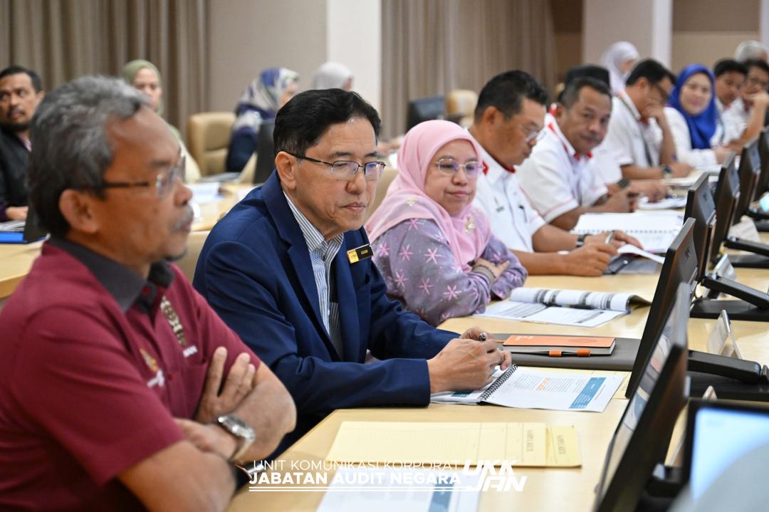 WhatsApp Image 2025 12 15 at 21.48.49