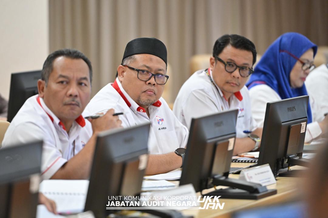 WhatsApp Image 2025 12 15 at 21.48.50