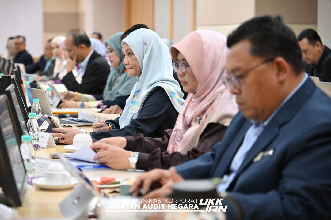 WhatsApp Image 2025 12 16 at 22.24.07