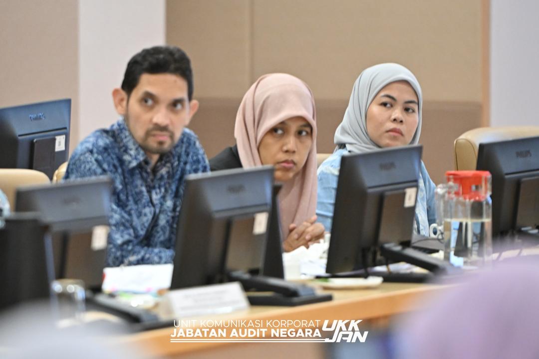 WhatsApp Image 2025 12 19 at 13.42.05