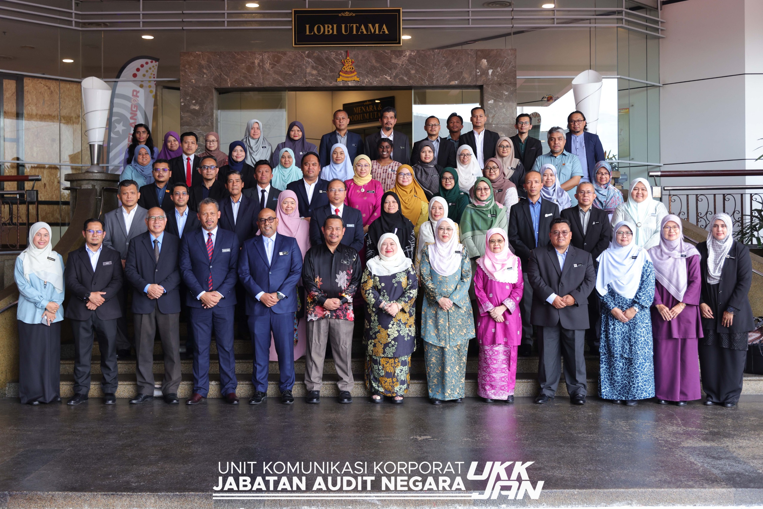 Sesi Libat Urus Papan Pemuka Dalam Talian Ketua Audit Negara (Auditor General's Dashboard-AGD) Bersama Kerajaan Negeri Selangor Dan Perjumpaan Ketua Audit Negara Bersama Warga JAN Negeri Selangor