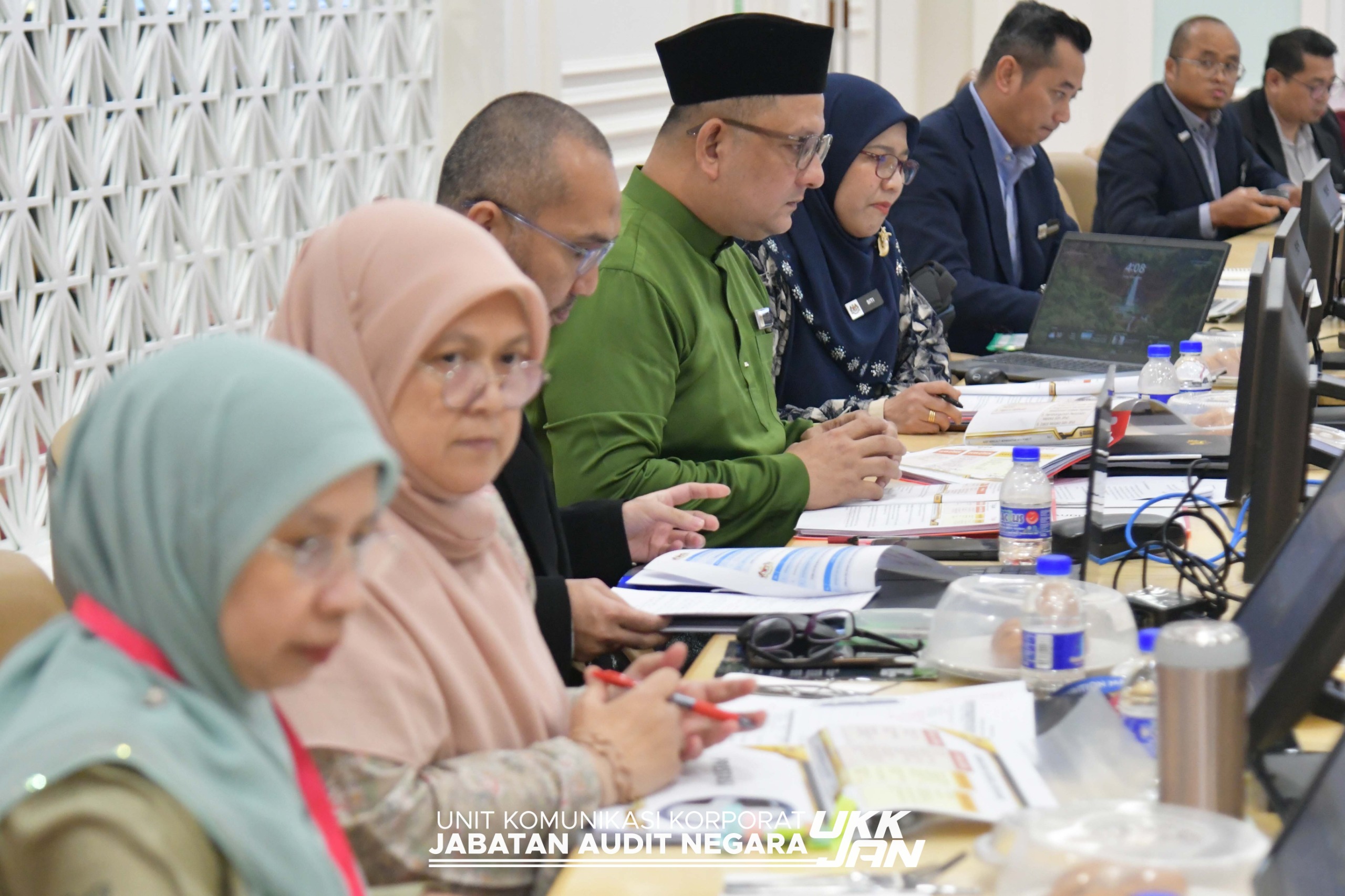 WhatsApp Image 2025 11 15 at 08.29.14