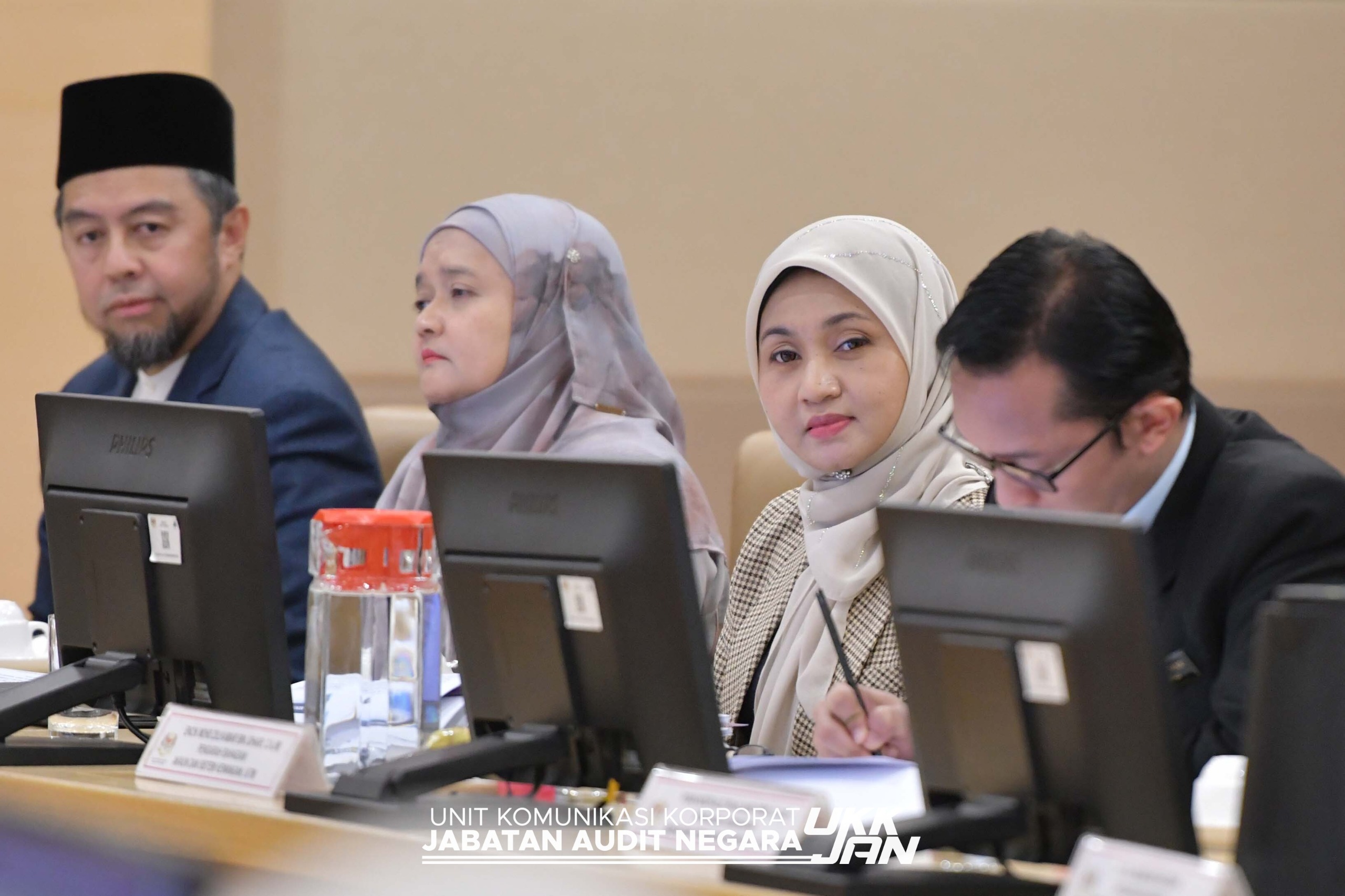 WhatsApp Image 2025 11 18 at 21.48.49