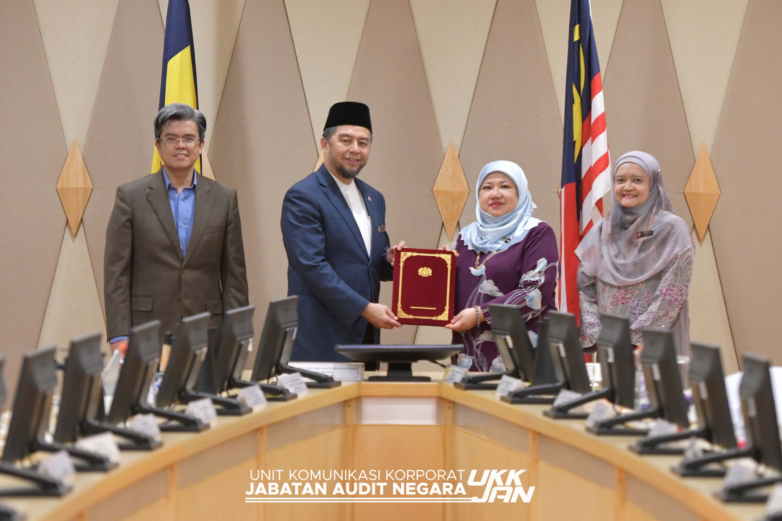 WhatsApp Image 2025 11 18 at 21.48.53