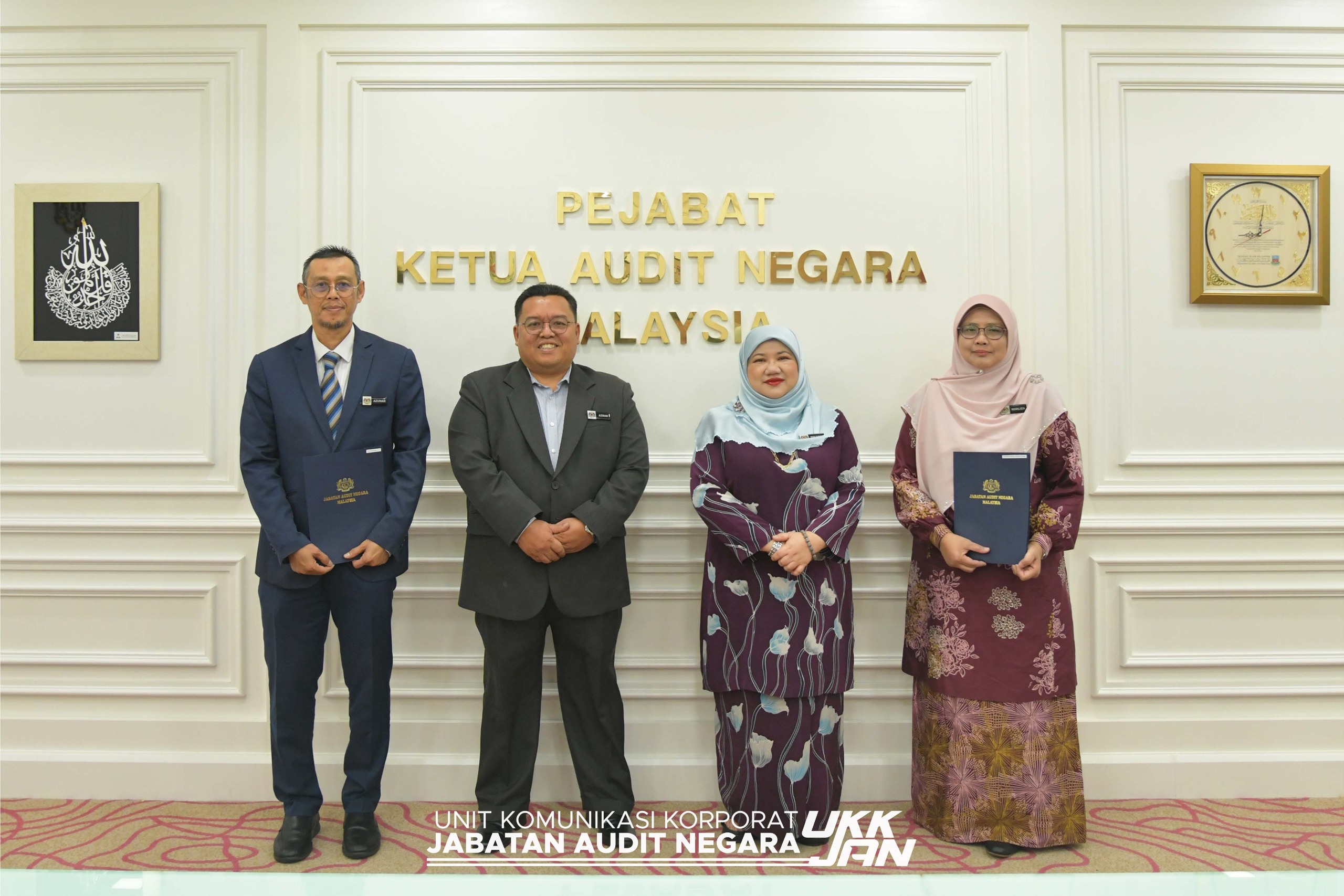 Sesi Penyampaian Surat Penempatan Khas Dan Pemangkuan Pengurusan Kanan Jabatan Audit Negara