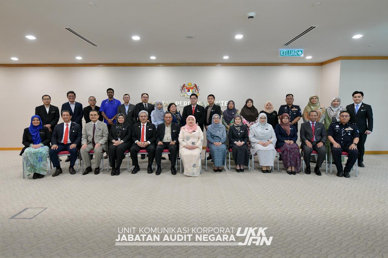 Mesyuarat Penutup Pengauditan Penyiapan Projek Pangkalan Operasi Hadapan (FOB) Di Pulau Mabul, Semporna, Sabah