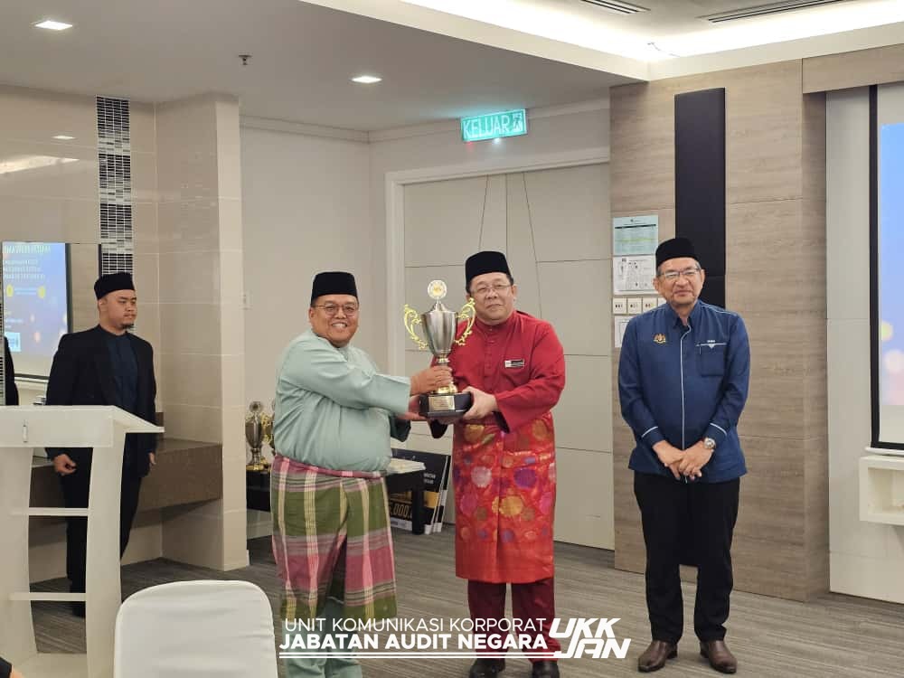 Majlis Penyampaian Sijil dan Hadiah Pertandingan Perarakan Sempena Majlis Sambutan Maulidur Rasul SAW Peringkat Kebangsaan Tahun 1447H/2025M