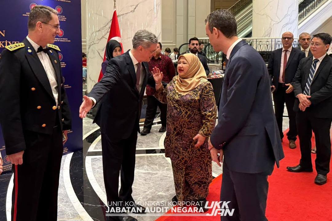 WhatsApp Image 2025 11 03 at 12.00.06