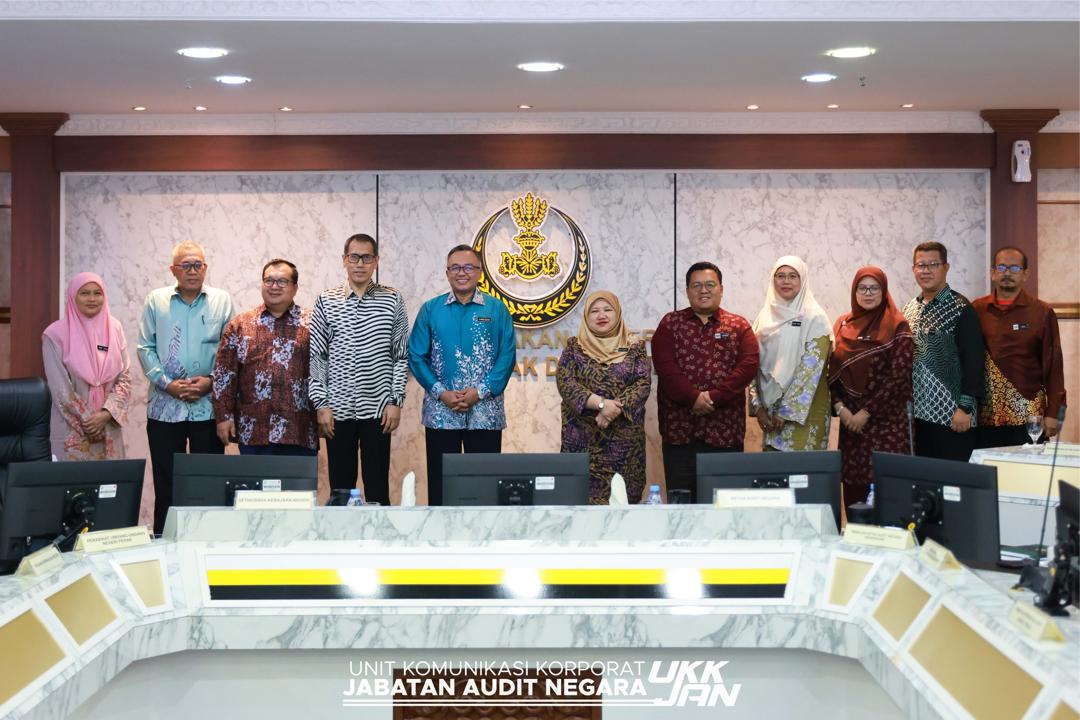 WhatsApp Image 2025 10 31 at 23.40.51